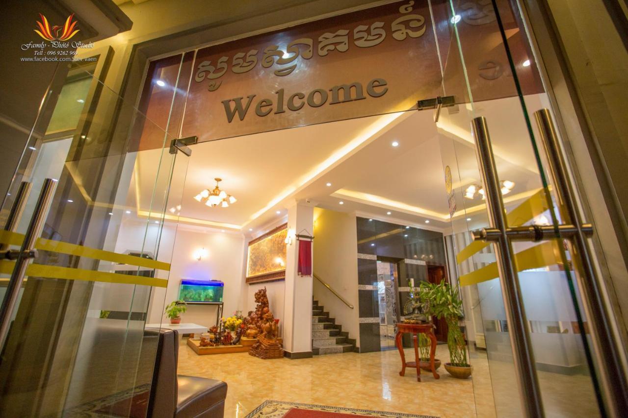 Jasmine Hotel& Sky Bar Battambang Extérieur photo