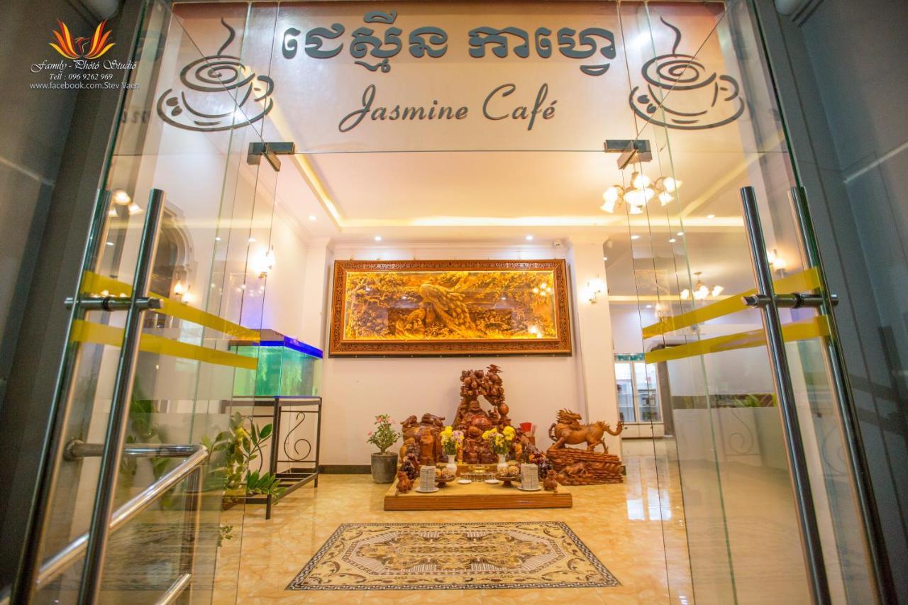 Jasmine Hotel& Sky Bar Battambang Extérieur photo
