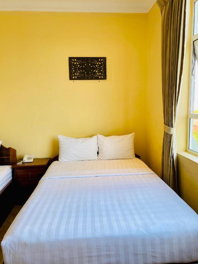 Jasmine Hotel& Sky Bar Battambang Extérieur photo