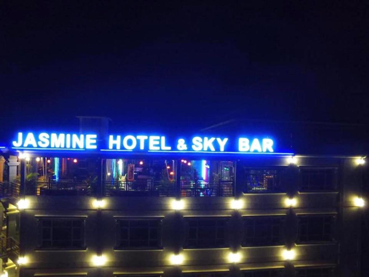 Jasmine Hotel& Sky Bar Battambang Extérieur photo
