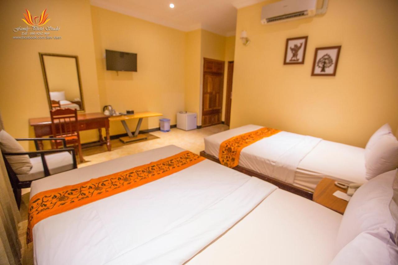 Jasmine Hotel& Sky Bar Battambang Extérieur photo