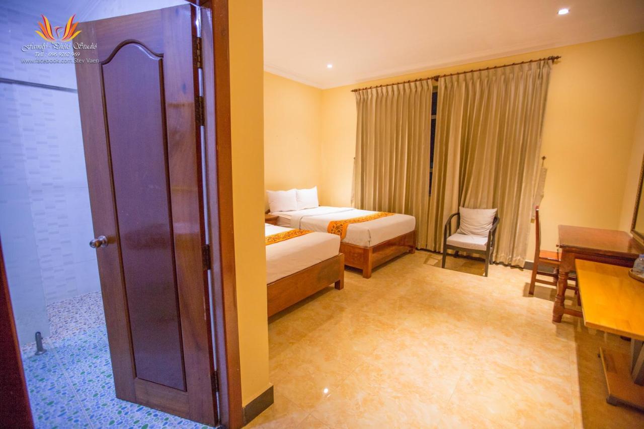 Jasmine Hotel& Sky Bar Battambang Extérieur photo